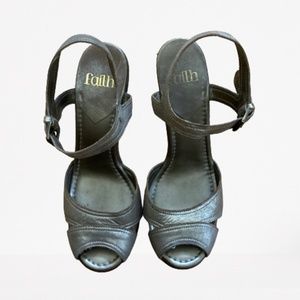 Faith Wooden Platform Metallic Leather Sandals 5/6